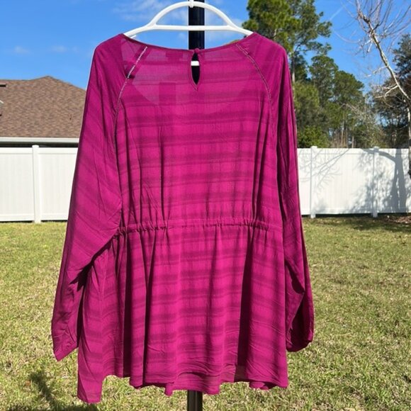 ~e New Torrid tie waist blouse - Picture 5 of 13